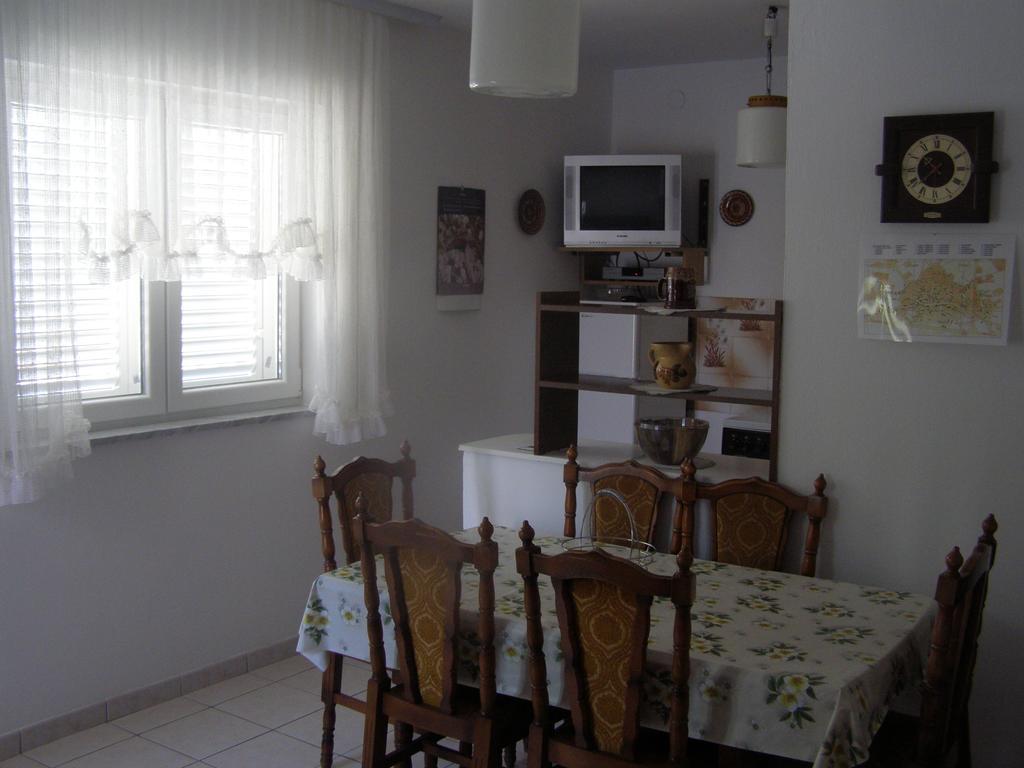 Apartments Rovis Tar-Vabriga Dış mekan fotoğraf